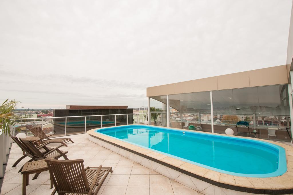 Jacques Georges Tower Hotel เปโลตัส ภายนอก รูปภาพ