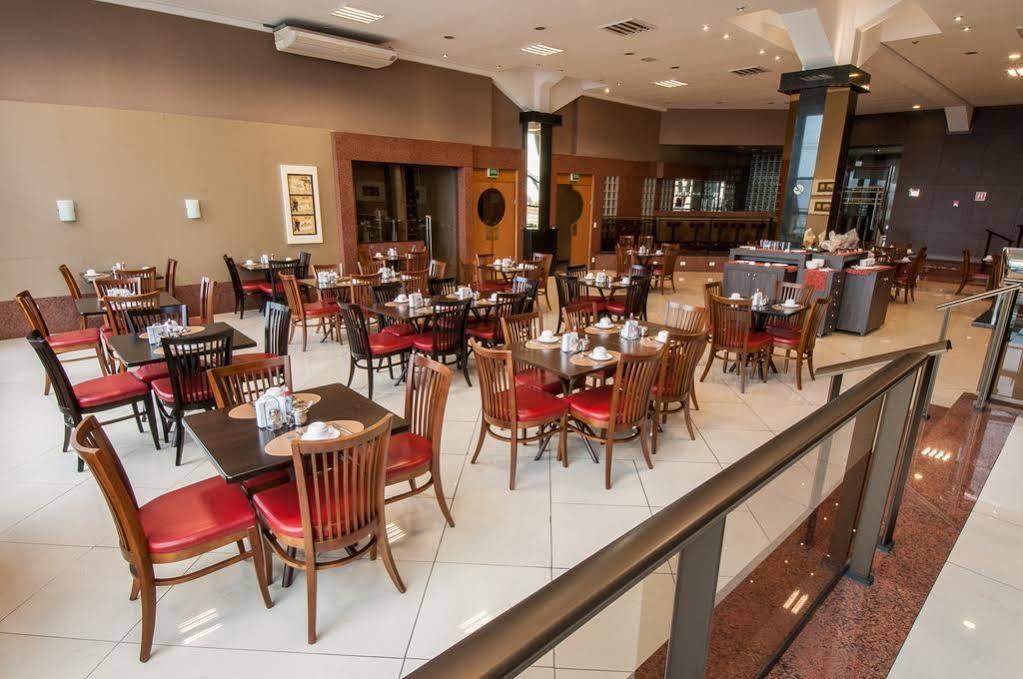 Jacques Georges Tower Hotel เปโลตัส ภายนอก รูปภาพ