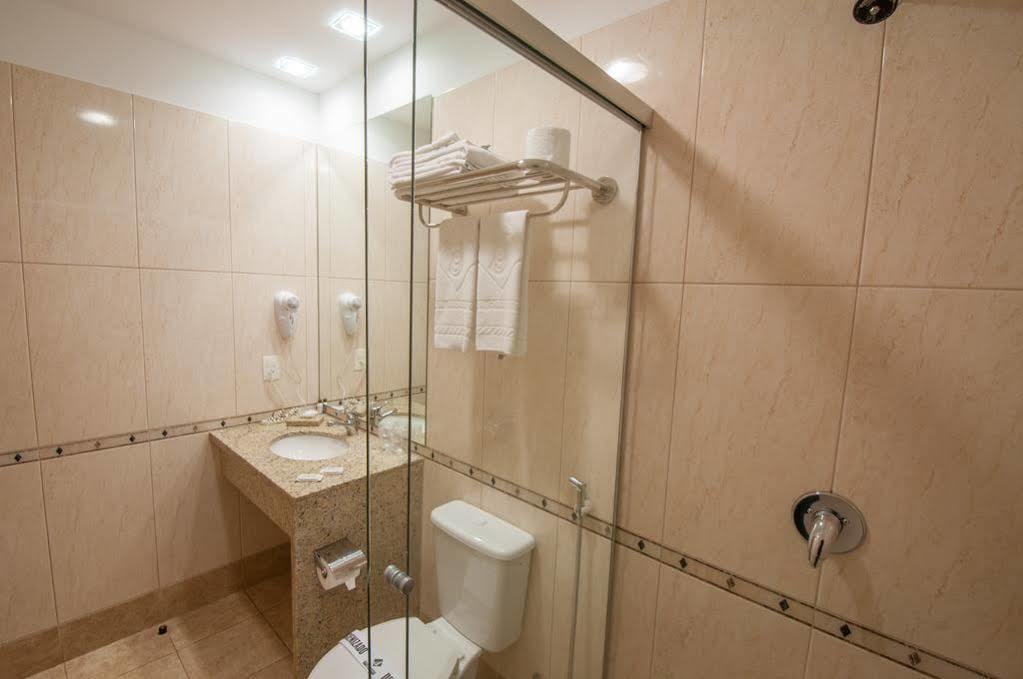 Jacques Georges Tower Hotel เปโลตัส ภายนอก รูปภาพ